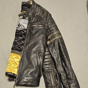 Men's Biker Motorcycle Vintage distressed leather jacket, SUPERDRY !!